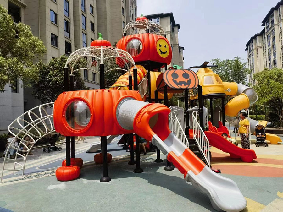 小区户外大型塑料滑梯