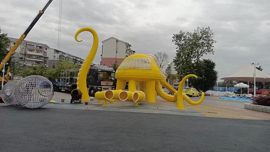 大型章鱼造型无动力游乐设备