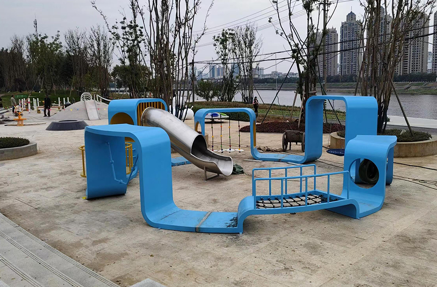 大型游乐场主题无动力设备局部图