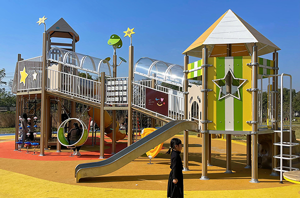 大型公园不锈钢儿童滑梯